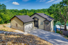 Lakefront Osage Beach Retreat with Boat Slip!